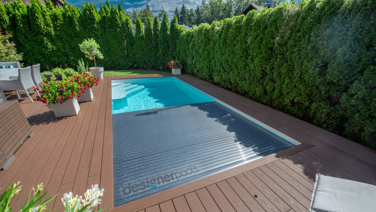 Flachskimmerpool mit Rollladen - designerpools