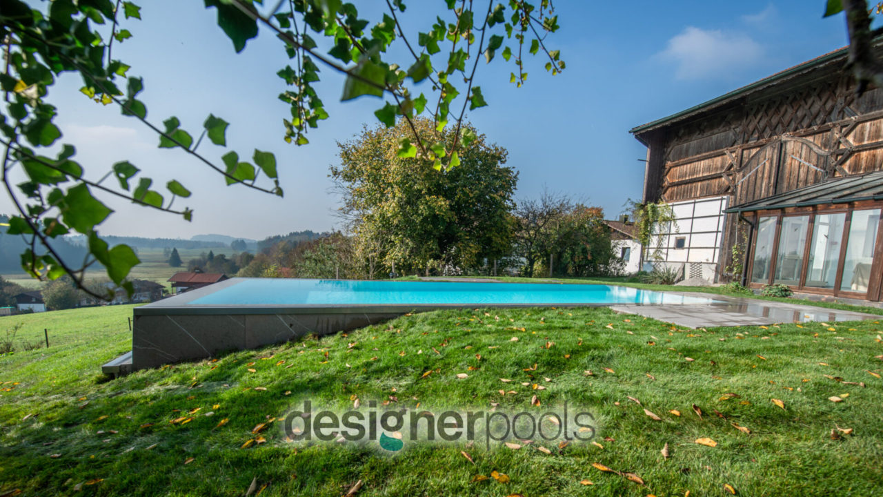 Belize-Überlaufpool INFINITY Stone - designerpools