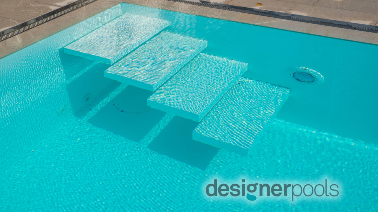 Belize-Überlaufpool INFINITY Stone - designerpools