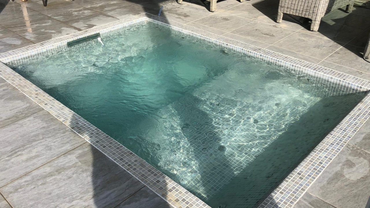 Fliesen Pool PIASTRELLA - designerpools